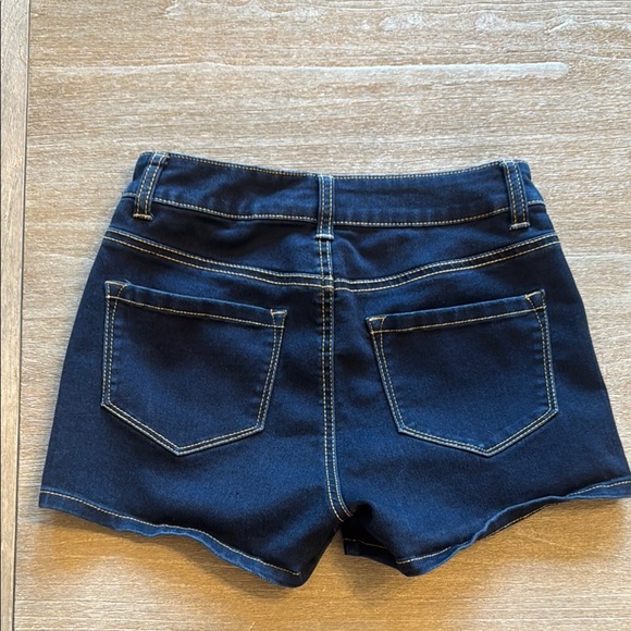 SO Navy Blue Denim Shorts - Picture 2 of 3